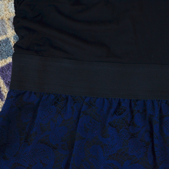 Black and Blue One Shoulder Dress - Picture 3 of 7